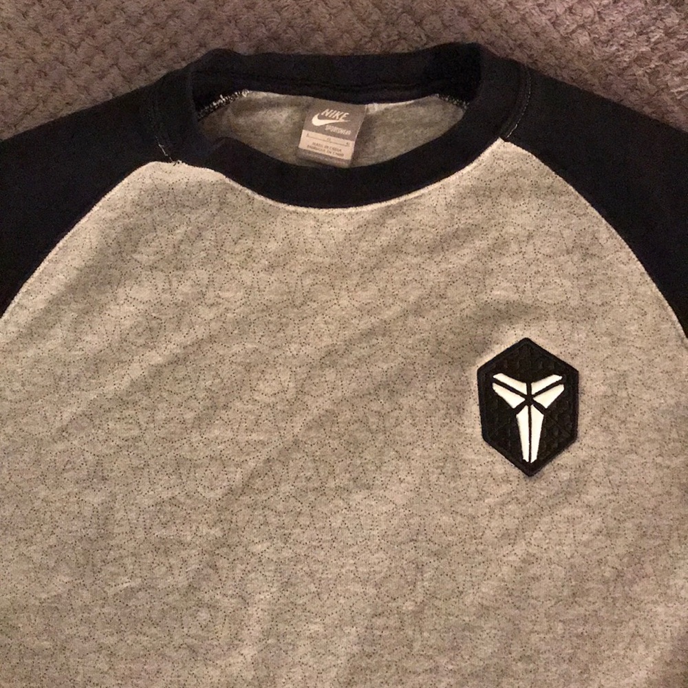 Nike sweatshirt